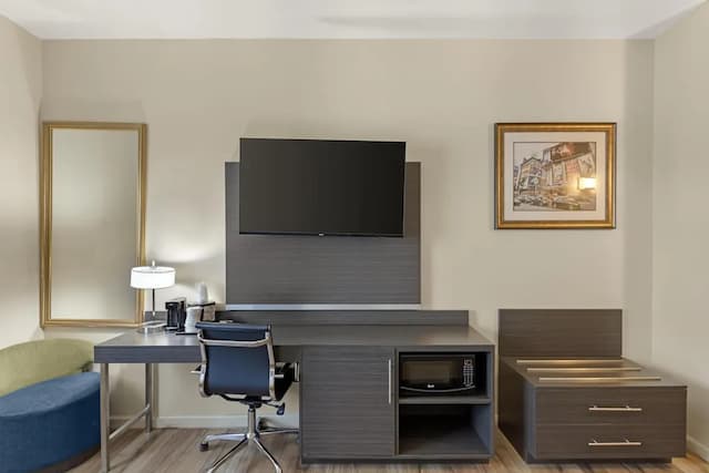 貝斯特韋斯特牙買加飯店-標準客房, 2 張加大雙人床, 非吸煙房, 冰箱和微波爐-2