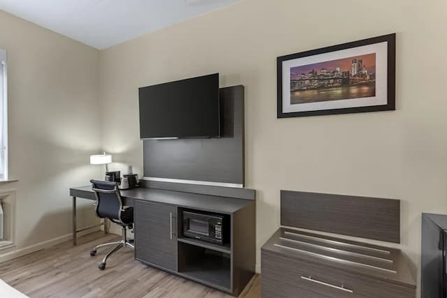 貝斯特韋斯特牙買加飯店-標準客房, 1 張特大雙人床, 無障礙, 非吸煙房-1