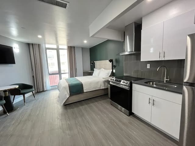 Starlight Hotel-豪華開放式套房-1