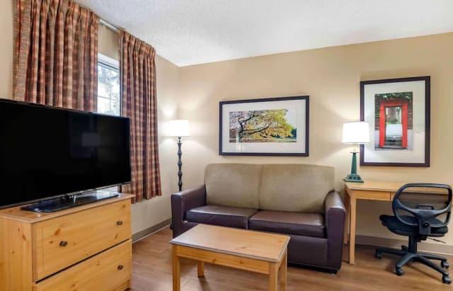 Extended Stay America Suites Los Angeles Monrovia-Deluxe Studio, 1 King Bed with Sofa bed, Non Smoking-2