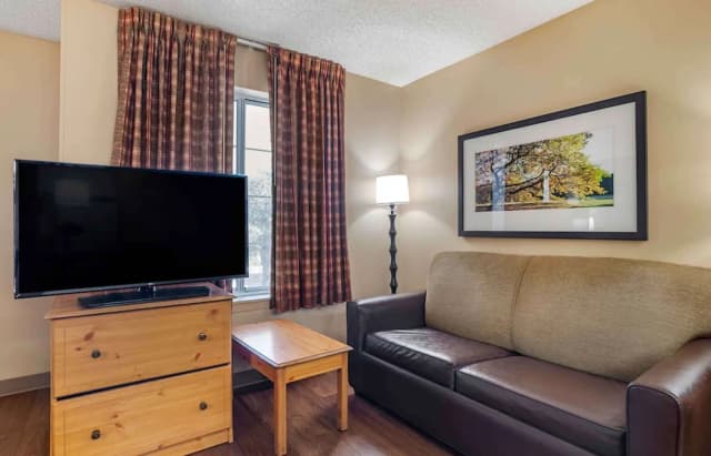 Extended Stay America Suites Los Angeles Monrovia-Deluxe Studio, 1 King Bed with Sofa bed, Non Smoking-3