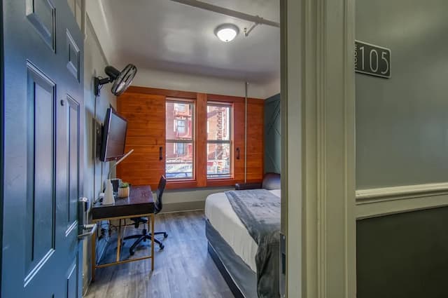 램스 호텔-1 Queen City View, Shared Bathroom-11