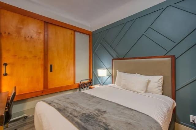 램스 호텔-1 Queen Bed with Sofa Bed, Shared Bathroom-20