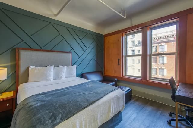 램스 호텔-1 Queen Bed with Sofa Bed, Shared Bathroom-24