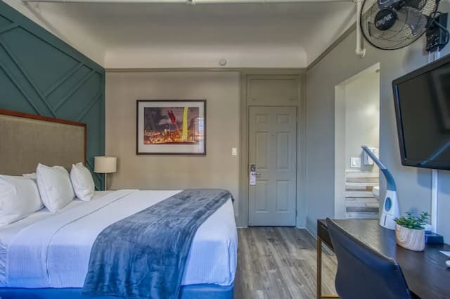 램스 호텔-1 Queen Bed with Sofa Bed, Shared Bathroom-11