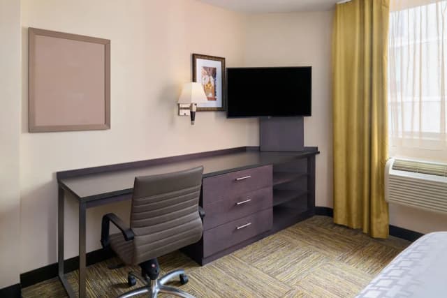 Candlewood Suites New York City-Times Square by IHG-Studio Suite, 1 Queen Bed, City View (High Floor)-2