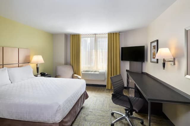 Candlewood Suites New York City-Times Square by IHG-Studio Suite, 1 Queen Bed (High Floor)-1