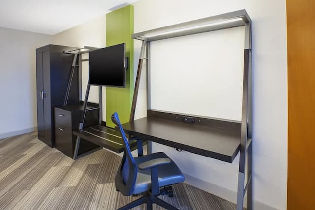 芝加哥中途機場智選假日套房酒店 (IHG 旗下酒店)-套房, 1 張特大雙人床-3