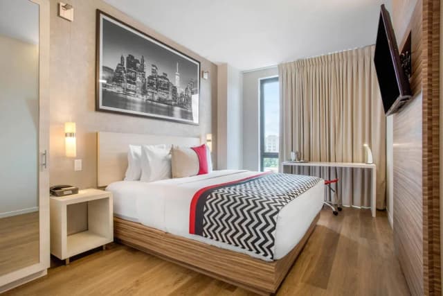 Insignia Hotel Brooklyn, an Ascend Collection Hotel-客房, 1 张特大床, 无障碍, 无烟房-4