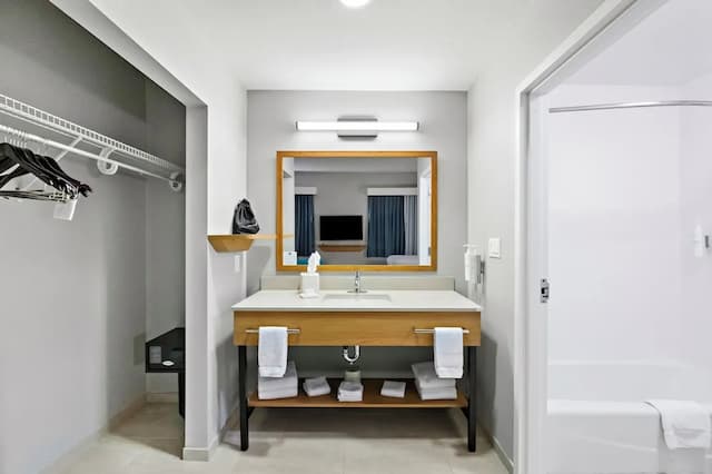 ハンプトン イン & スイーツ ランカスター-スタジオ 禁煙-3