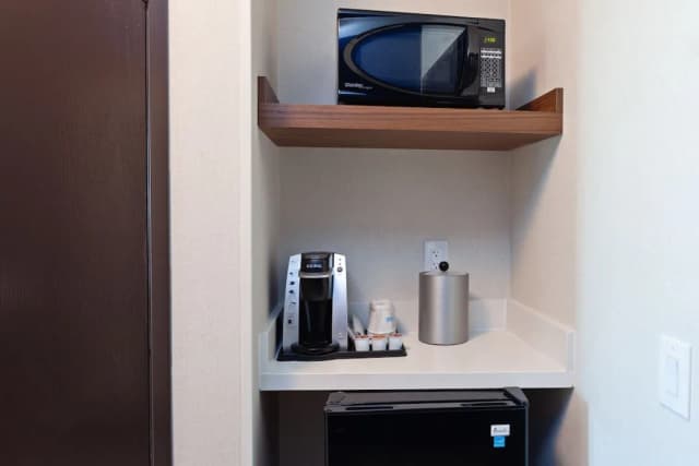 ホリデイ イン エクスプレス ロサンゼルス エアポート by IHG-スタンダード ルーム ダブルベッド 2 台 (Executive Tower)-4