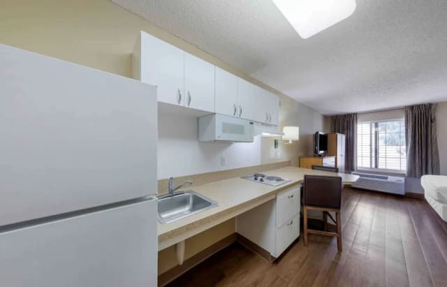 Extended Stay America Suites Los Angeles Glendale-Studio, 2 Queen Beds, Non Smoking-5