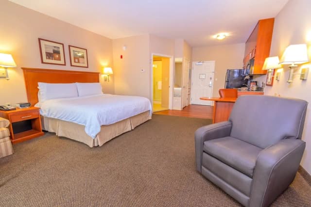 Candlewood Suites Houston I-10 East by IHG-Studio Suite-2
