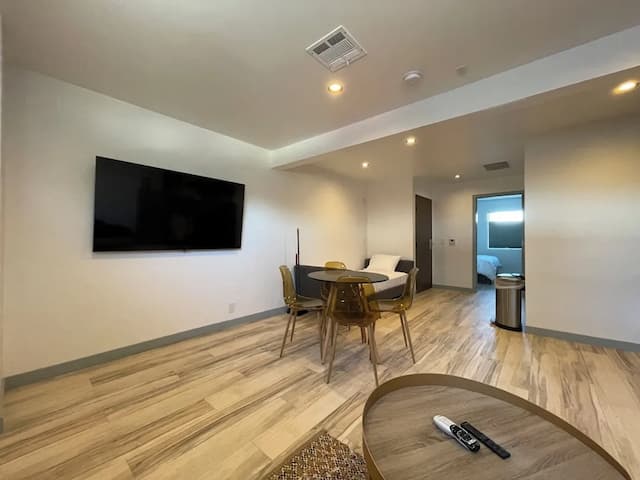 羅特克斯酒店-公寓客房, 1 張加大雙人床及 1 張梳化床-18