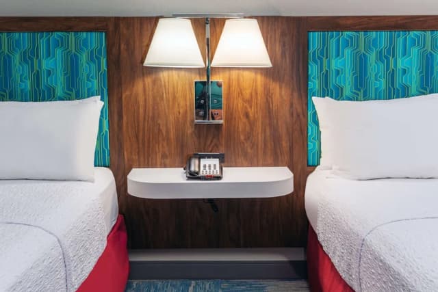 Hampton Inn & Suites Houston Heights I-10-客房, 2 张大床, 无障碍, 无烟房-1