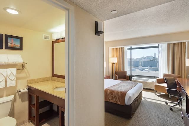 컴포트 인 바이 더 베이-트래디셔널룸, 퀸사이즈침대 1개, 시내 전망-4