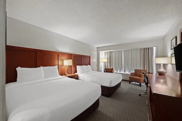 컴포트 인 바이 더 베이-트래디셔널룸, 퀸사이즈침대 2개, 베이 전망-1