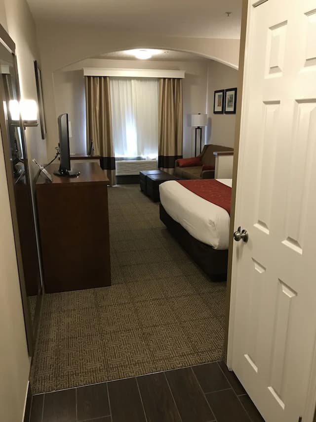 컴포트 스위트 - 식스플래그 매직마운틴 인근-Studio Suite, 1 king bed with sofa bed-13