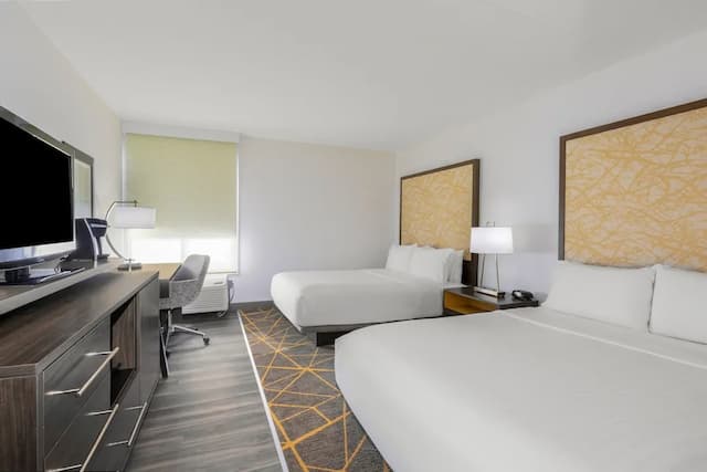 Holiday Inn La Mirada – Buena Park by IHG-标准房, 2 张大床-2