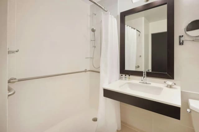 Courtyard by Marriott New York Manhattan/Times Square-Room, 2 Double Beds-10