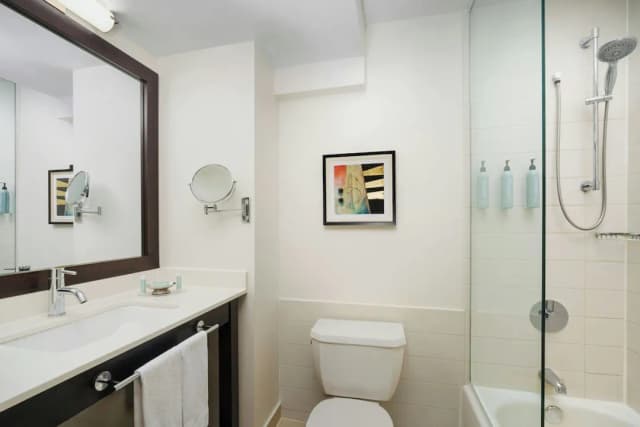 Courtyard by Marriott New York Manhattan/Times Square-Room, 2 Double Beds-3