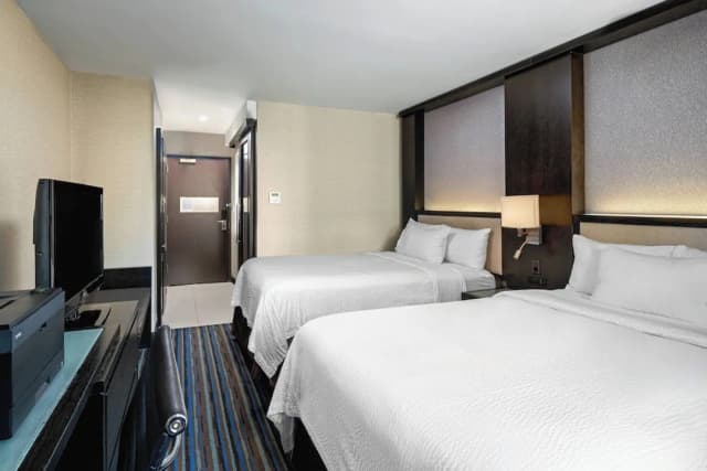 Courtyard by Marriott New York Manhattan/Times Square-Room, 2 Double Beds-4