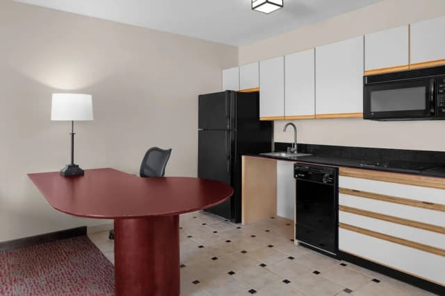 Bellevue Larkspur Landing Extended Stay Suites 飯店-行政套房, 身障無障礙空間-1