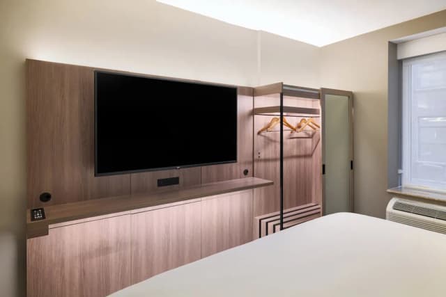 ホリデー イン エクスプレス NYC チェルシー – ノーマッド エリア by IHG-スタンダード ルーム キングベッド 1 台 ジェットバス-16