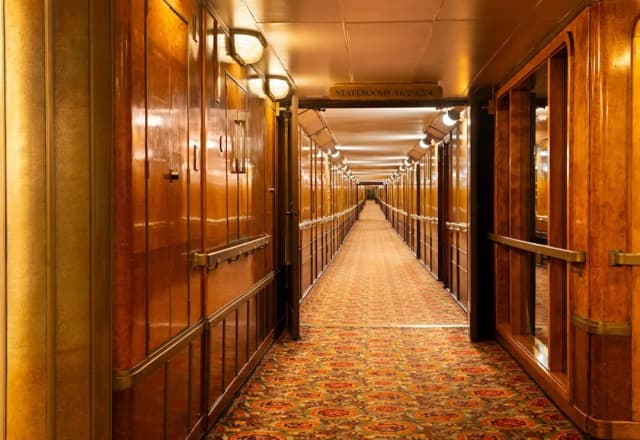 瑪麗皇后酒店-客房, 1 張特大雙人床 (Inside Stateroom)-3