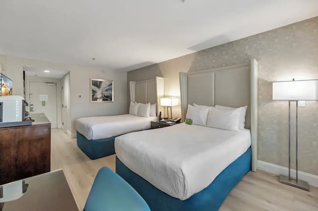 Ocean View Hotel-标准房, 2 张双人床, 庭院景观 (Standard with Two Double Beds)-6