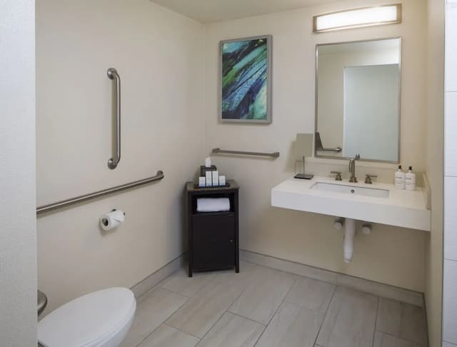 Ocean View Hotel-标准房, 2 张双人床, 庭院景观 (Standard with Two Double Beds)-2