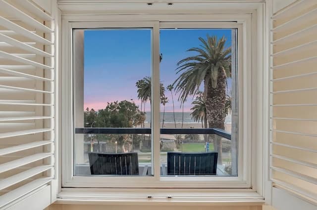 Ocean View Hotel-华丽客房, 1 张特大床, 阳台, 海洋景观 (Ocean View with One King Bed, Private)-10