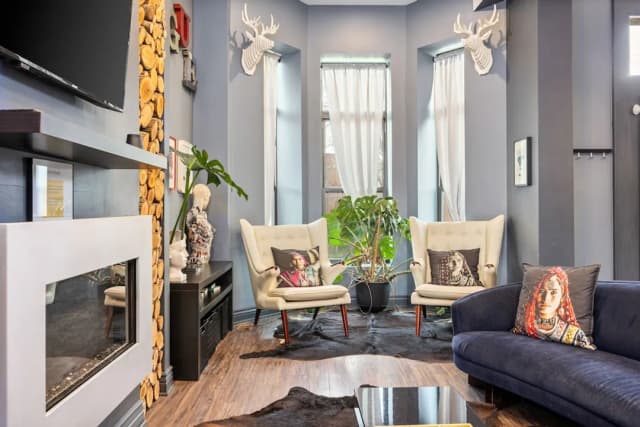 マコーミック プレイス ゲスト ハウス-ルーム ダブルベッド 1 台 共用バスルーム-4