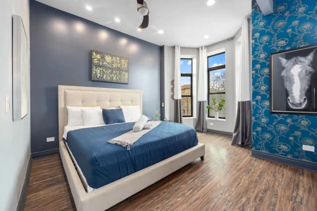 マコーミック プレイス ゲスト ハウス-プレミアム ルーム キングベッド 1 台 共用バスルーム-1