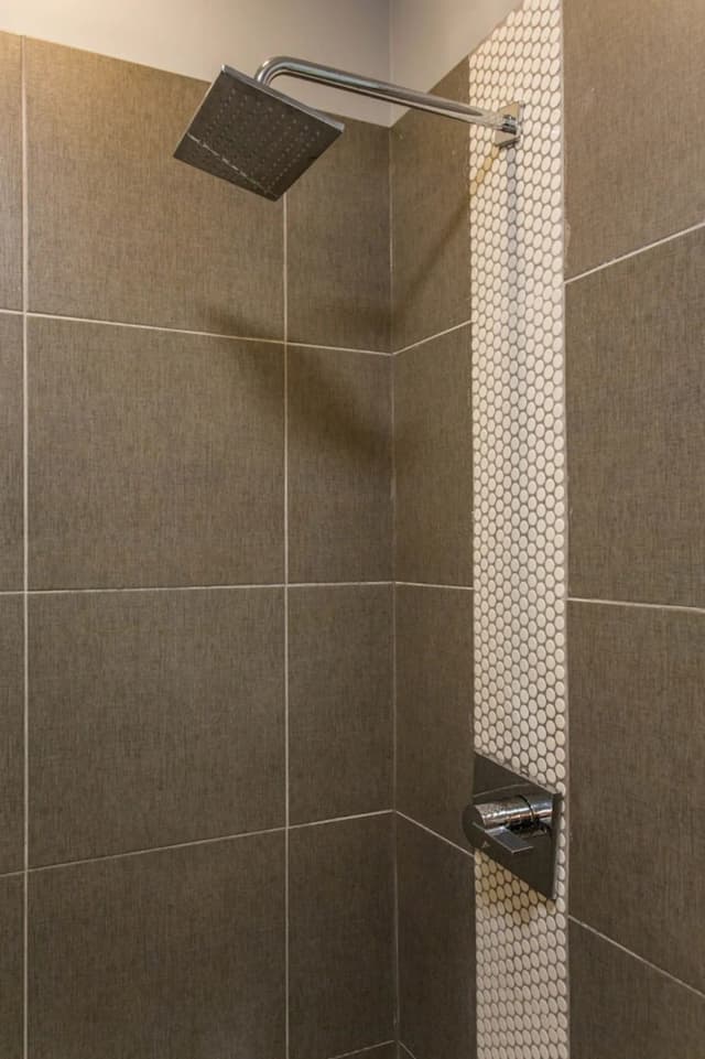 マコーミック プレイス ゲスト ハウス-デラックス ルーム クイーンベッド 1 台 共用バスルーム-9