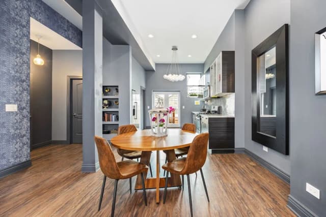 マコーミック プレイス ゲスト ハウス-デラックス ルーム クイーンベッド 1 台 共用バスルーム-13