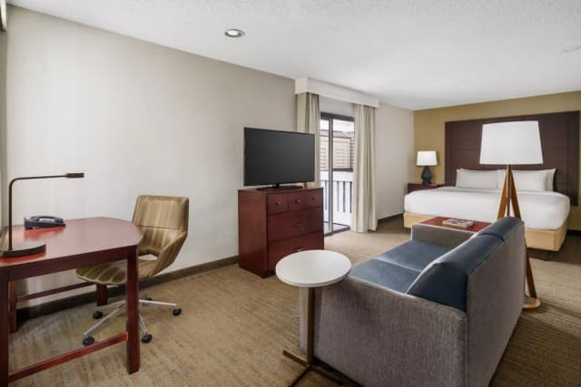 Residence Inn by Marriott Seattle Bellevue-Studio (Mobility/Hearing Accessible, Tub)-2