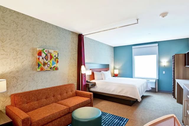 Home2 Suites by Hilton La Porte-Studio, 1 King Bed, Accessible, Bathtub-3