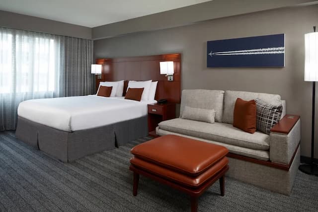 洛杉磯 LAX/世紀大道萬怡飯店-行政客房, 1 張特大雙人床和 1 張沙發床-5