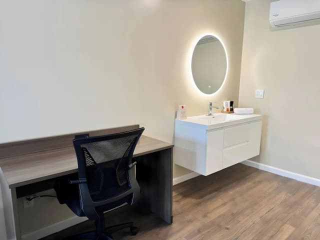 迪克西好萊塢飯店-特色客房, 1 張特大雙人床, 非吸煙房-2