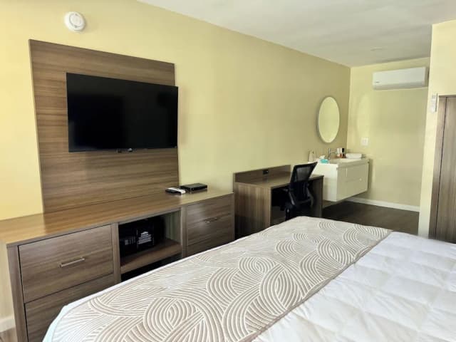 迪克西好萊塢飯店-特色客房, 1 張特大雙人床, 非吸煙房-3