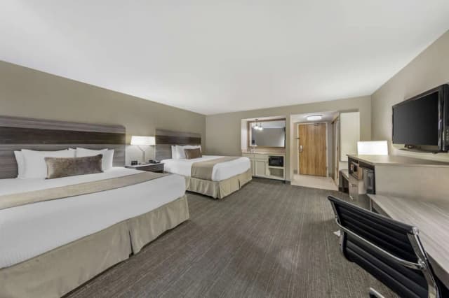 ベスト ウェスタン プラス エグゼクティブ イン-ジュニア スイート ベッド (複数台) 禁煙 バルコニー-2