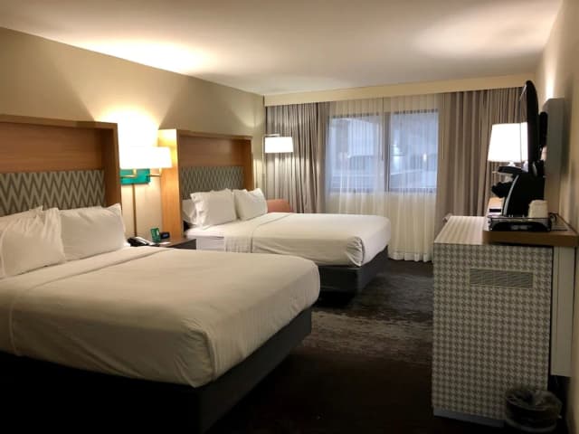 ホリデイ イン シカゴ ノース ショア by IHG-スタンダード ルーム ダブルベッド 2 台-6