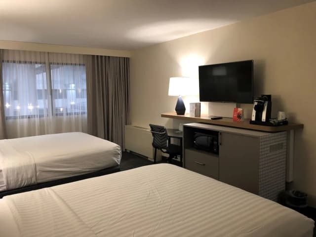 ホリデイ イン シカゴ ノース ショア by IHG-スタンダード ルーム ダブルベッド 2 台-5