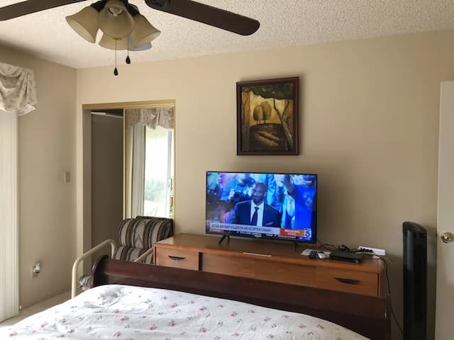 加利佛尼亞阿蘇薩美麗之家驚人景觀酒店-舒適雙人房, 1 張加大雙人床, 非吸煙房, 花園景-6