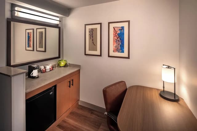 西雅圖市中心凱悅嘉軒酒店-客房, 1 張特大雙人床 (High Floor)-3