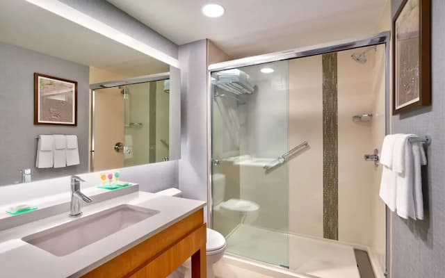 하얏트 플레이스 앵커리지 미드타운-룸 (2 Queenbed & 1 Sofabed)-4