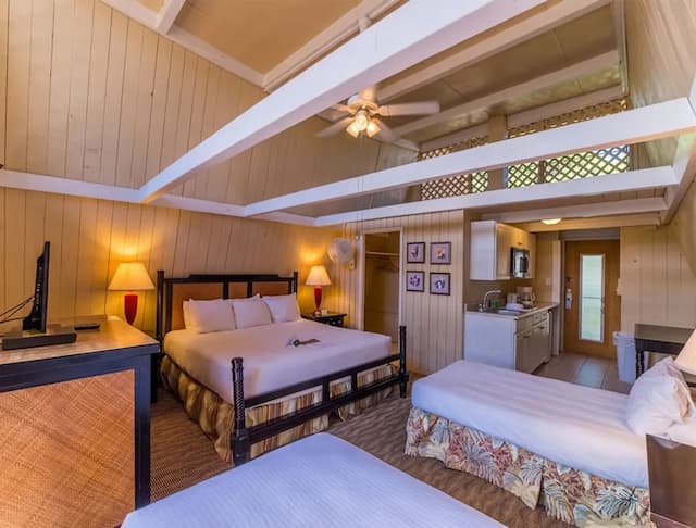 호텔 몰로카이-디럭스룸, 침대(여러 개), 간이주방-1