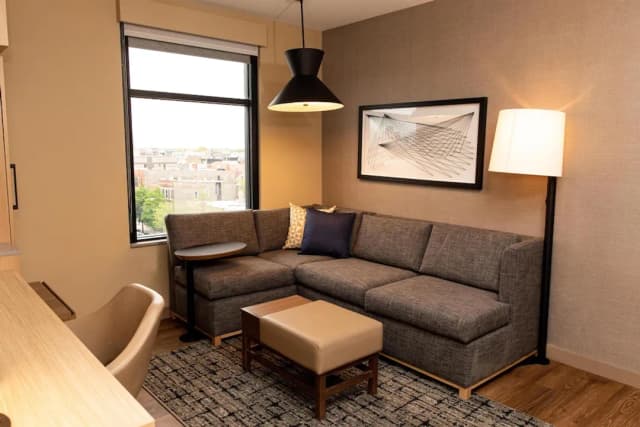 Hyatt Place Chicago/Wicker Park-Room (2 Queen Beds and 1 Sofa Bed)-4