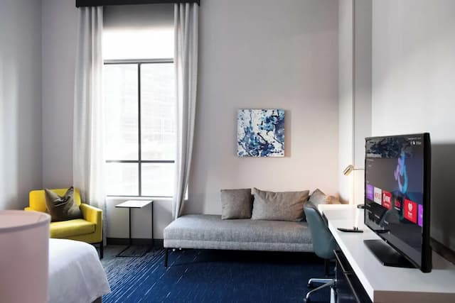 Hilton Garden Inn Redmond Seattle-奢华客房, 1 张特大床-3